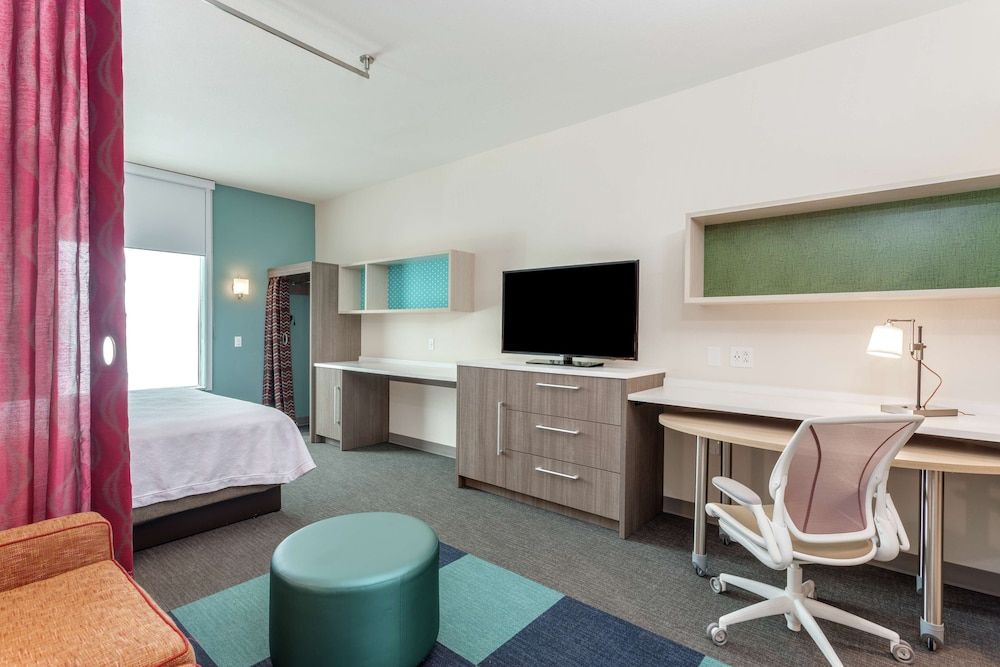 Studio Suite, 1 King Bed, Non Smoking