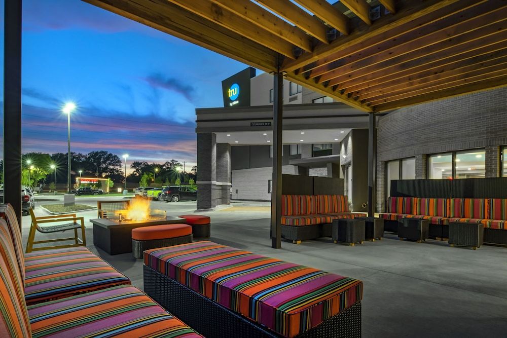 undefined Tru By Hilton Omaha I-80 at 72nd Street, NE 7