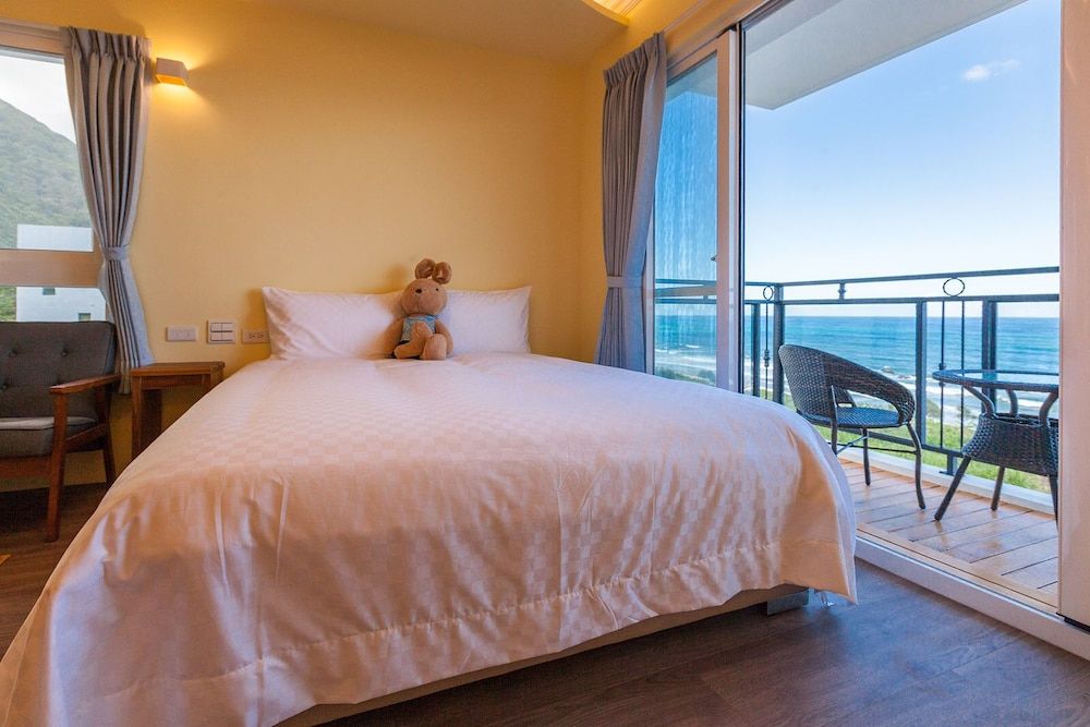 Sea Dragonfly Panoramic Room, Multiple Beds, Non Smoking, Ocean View 3