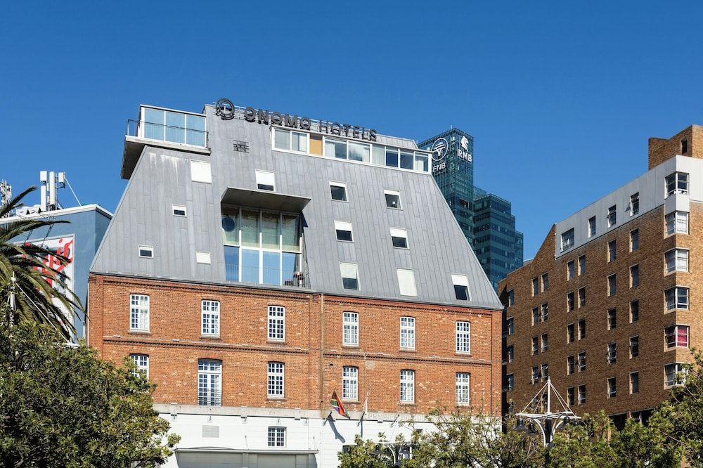 undefined ONOMO Hotel Waterfront 2