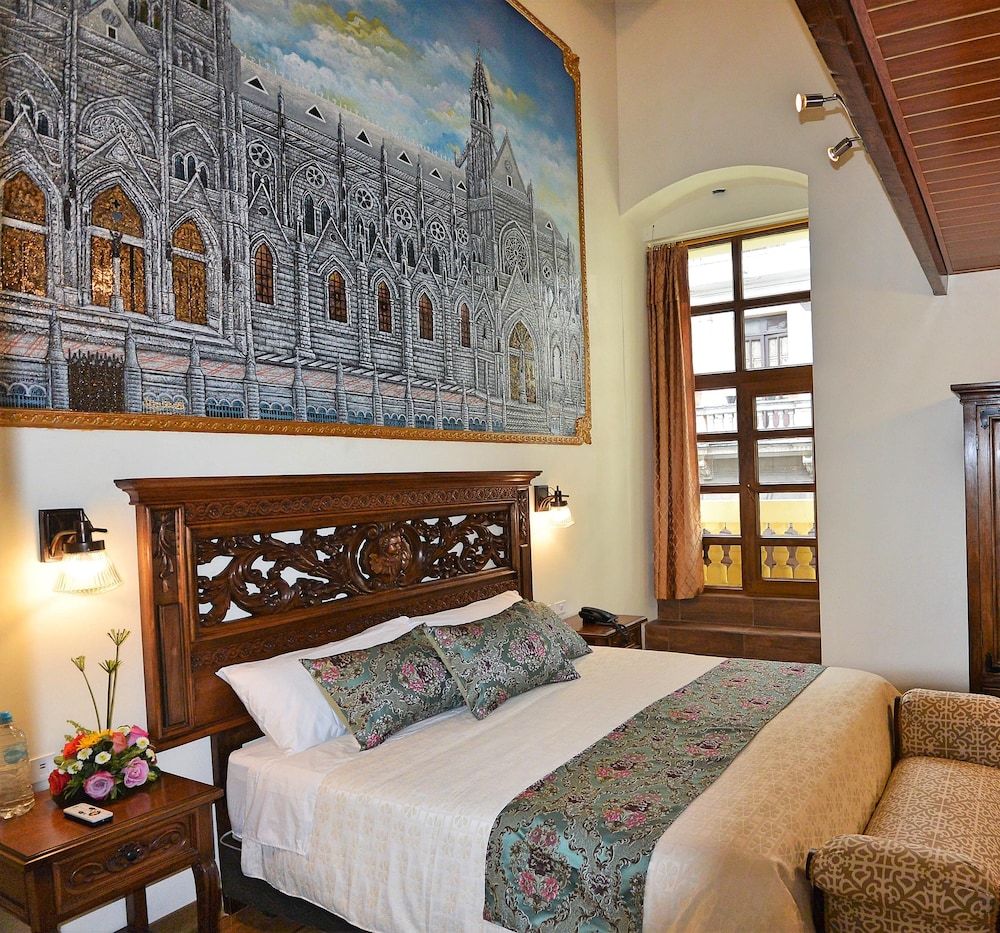Hotel La Basílica Quito