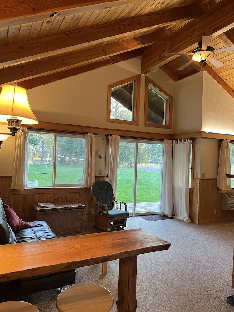 River Run Inn Riverside Single Cabin 22