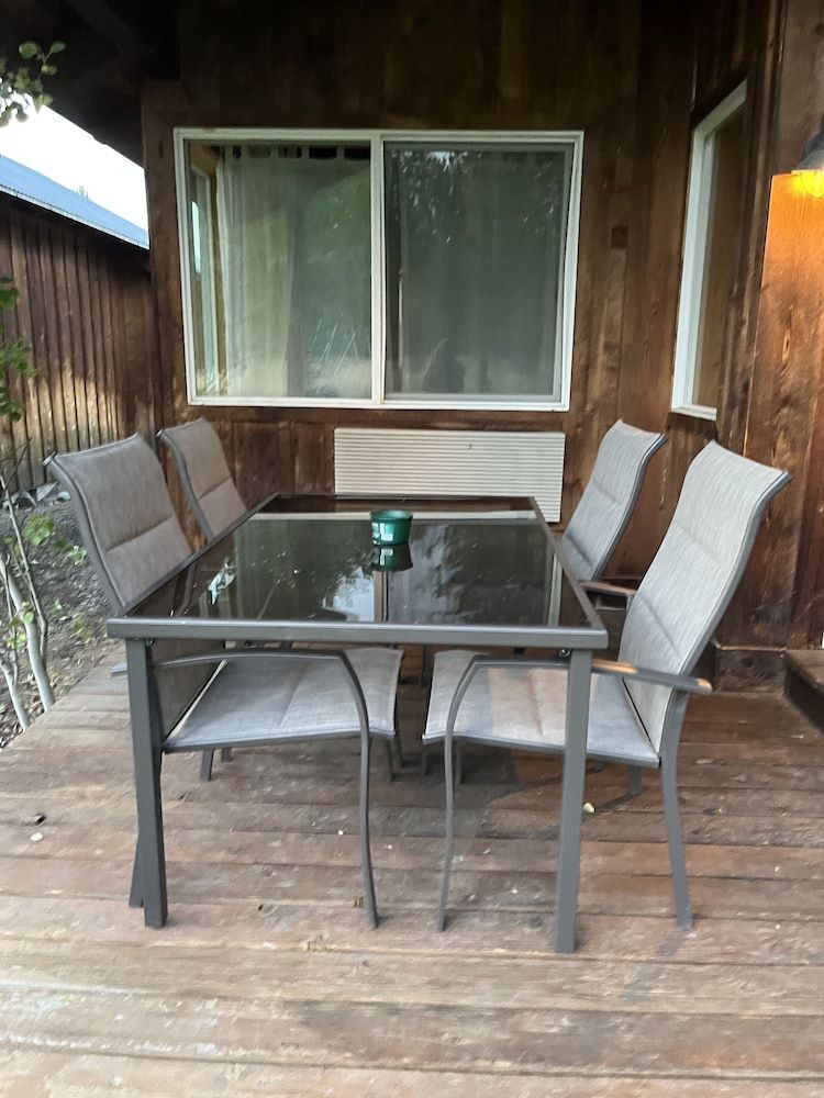 River Run Inn Riverside Single Cabin 13