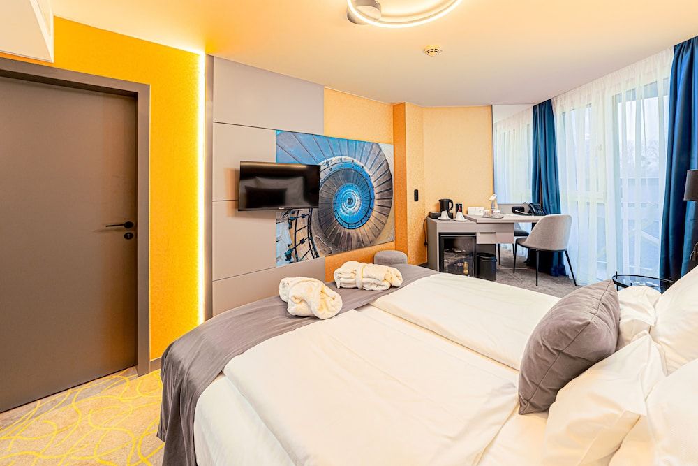 Hotel Helikon Standard Double Room 2