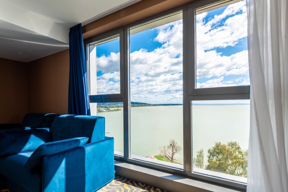 Hotel Helikon Junior Suite 3