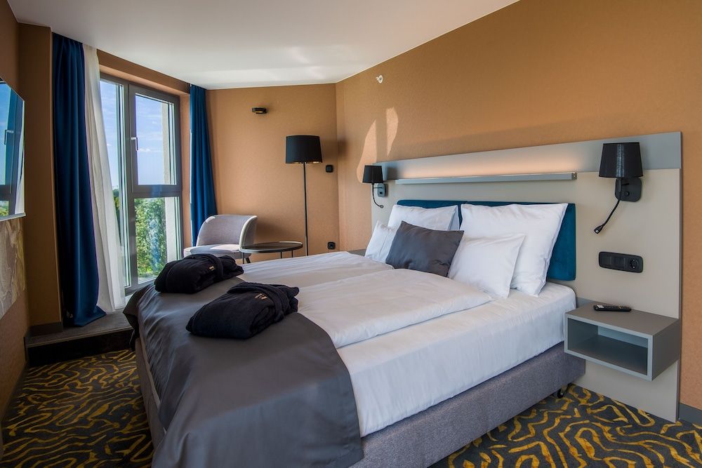 Hotel Helikon Junior Suite 2