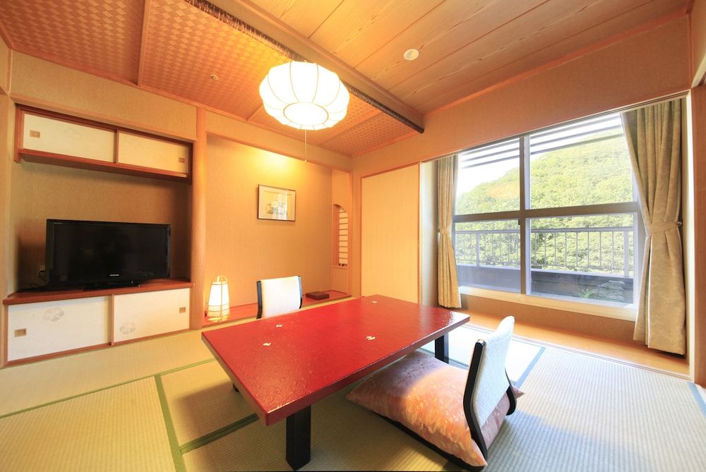 Ryotei Hanayura Ryokan Superior Japanese-Western style room with private open air bath - Non Smoking (No Single Use) 2