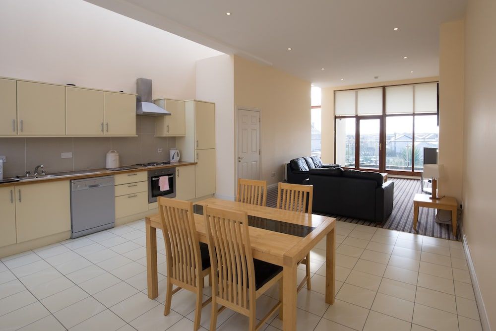 The Ocean Sands Hotel Duplex Apartment, 2 Bedrooms 2