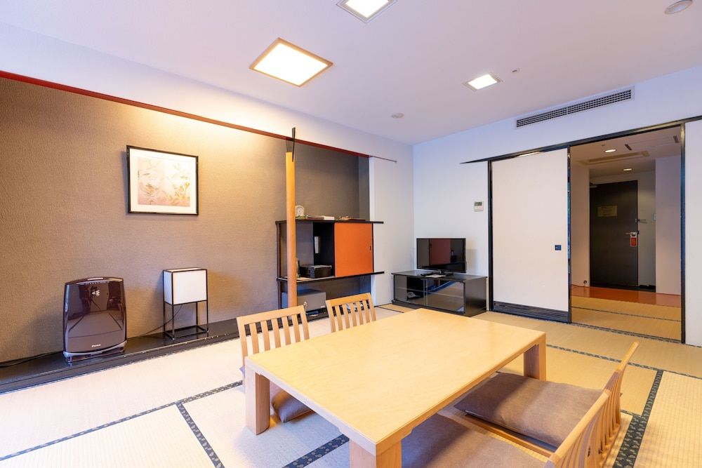 [Non-Smoking] Japanese Western Style Family Room