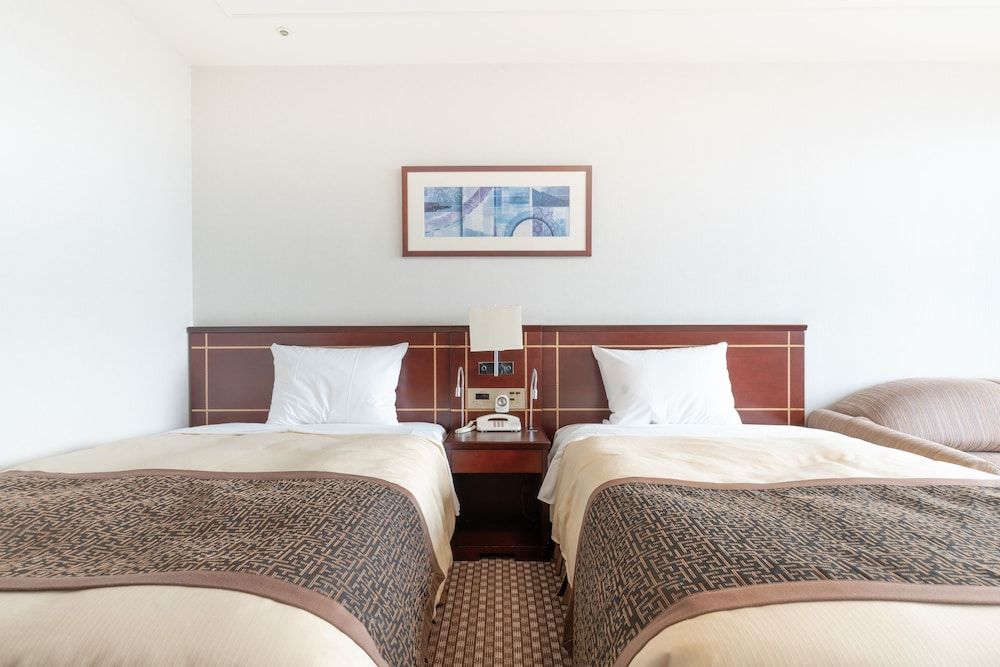 [Non-Smoking] Western Style Deluxe Twin Room (Mt. Fuji View)