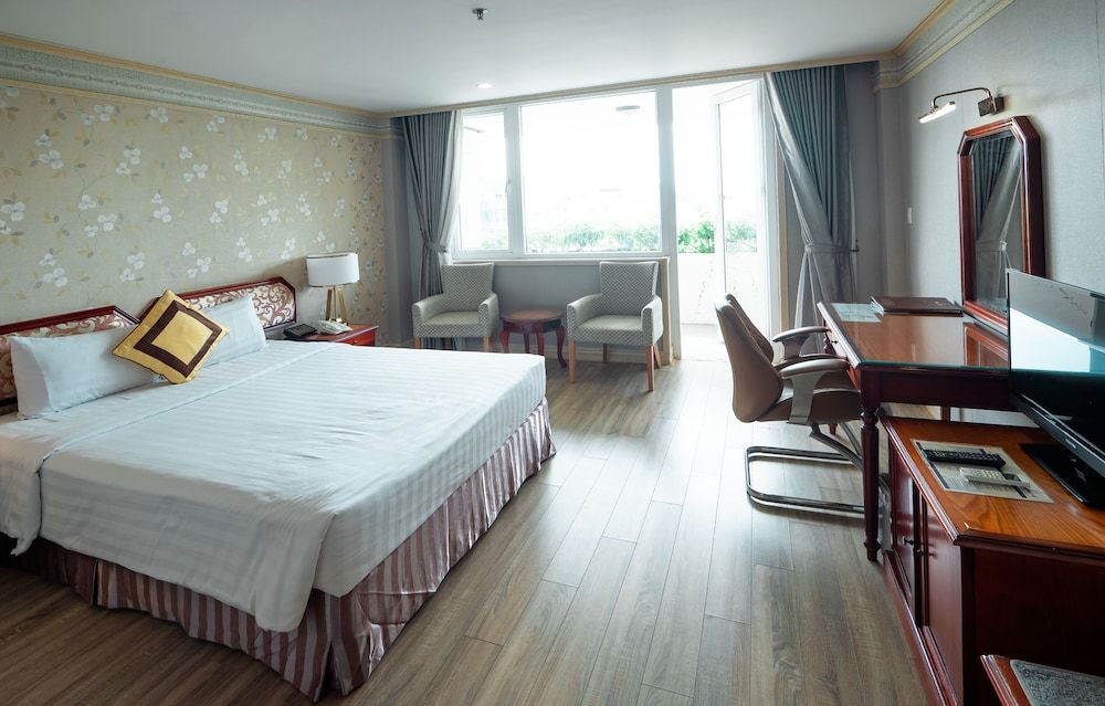 undefined Lotus SaiGon Hotel 7