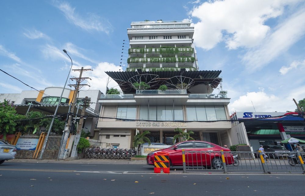 undefined Lotus SaiGon Hotel 5