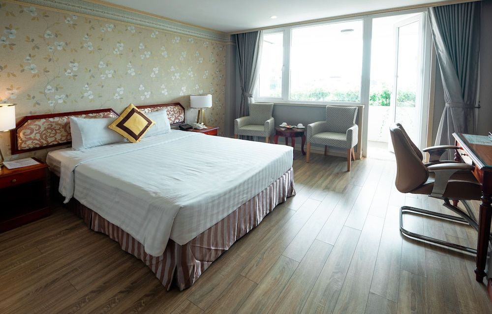 undefined Lotus SaiGon Hotel 4