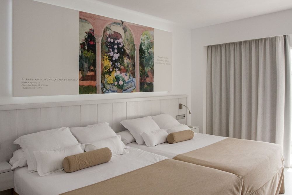 Double Room Single Use (1 adult)