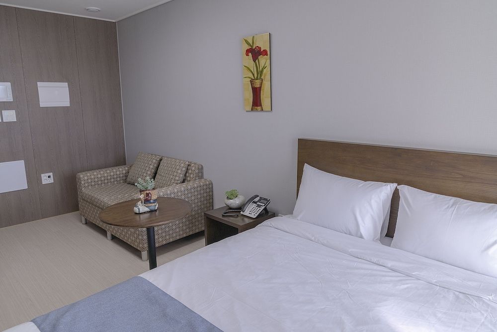 Golden Planet Hotel & Resort Standard Double Room