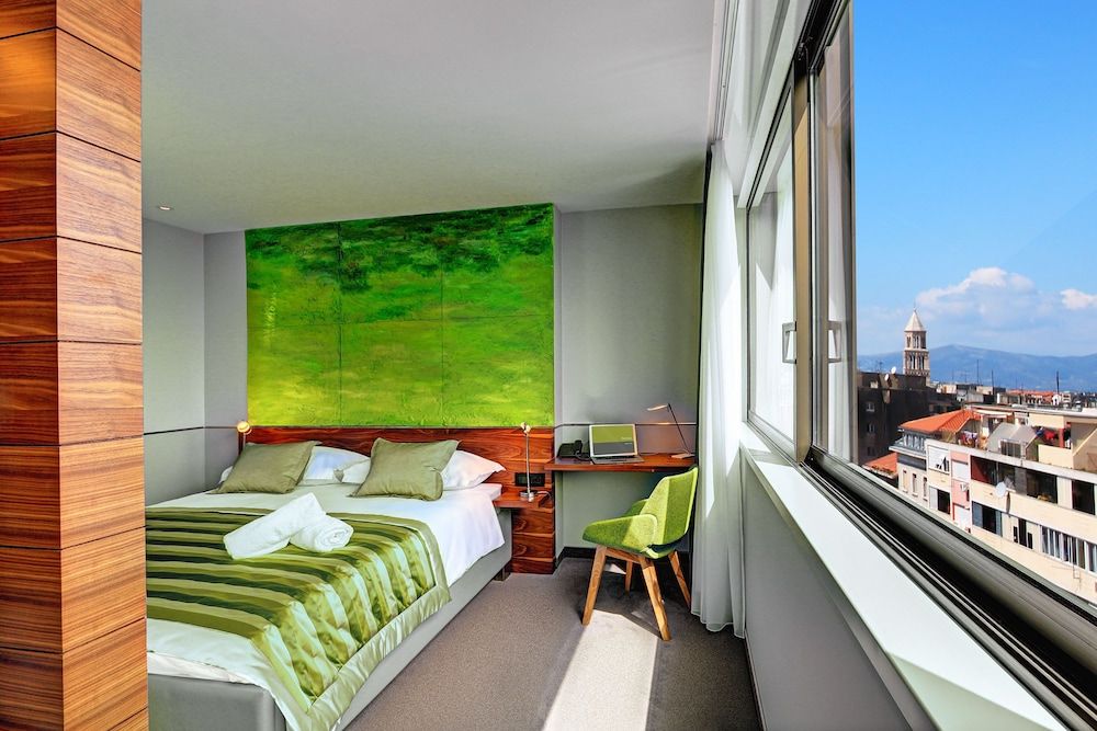 undefined Horizon Luxury Suites 10