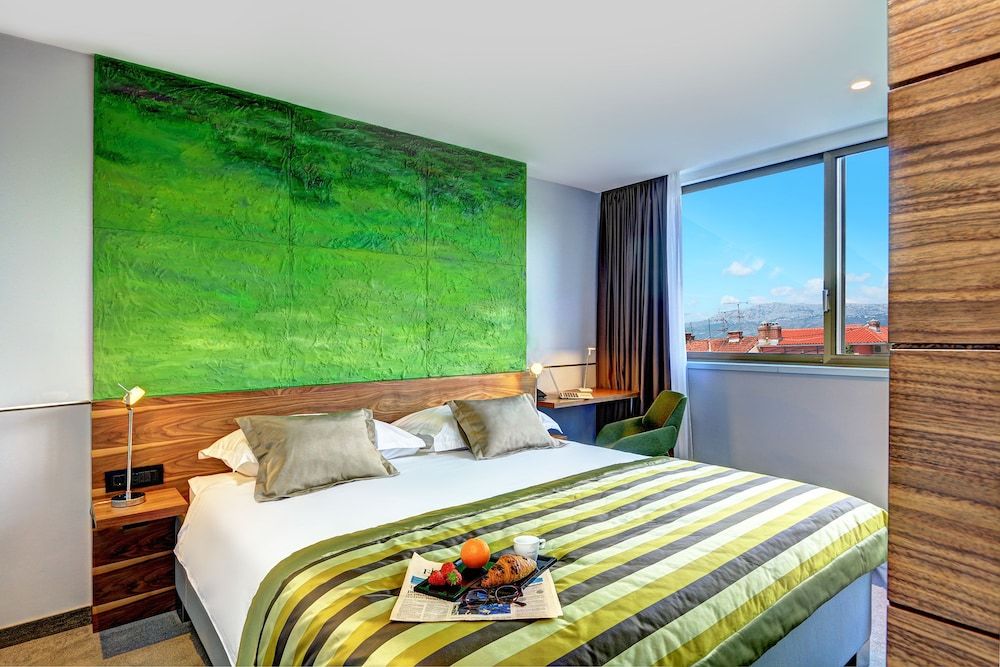 undefined Horizon Luxury Suites 7