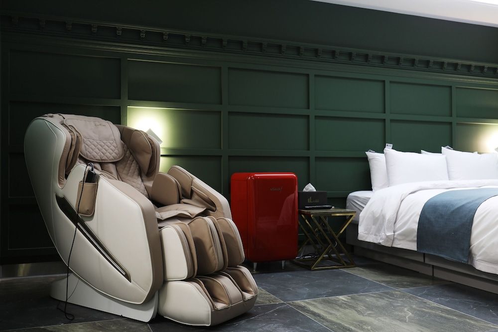 El Tower Hotel Royal Suite (No breakfast on Mondays) 18