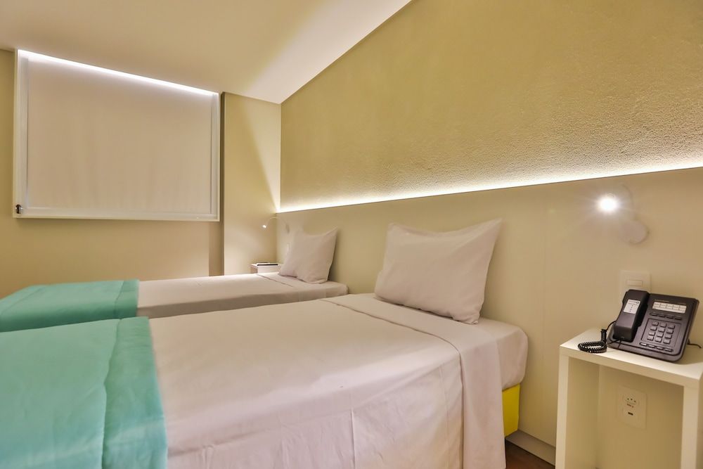 Standard Room, 2 Twin Beds