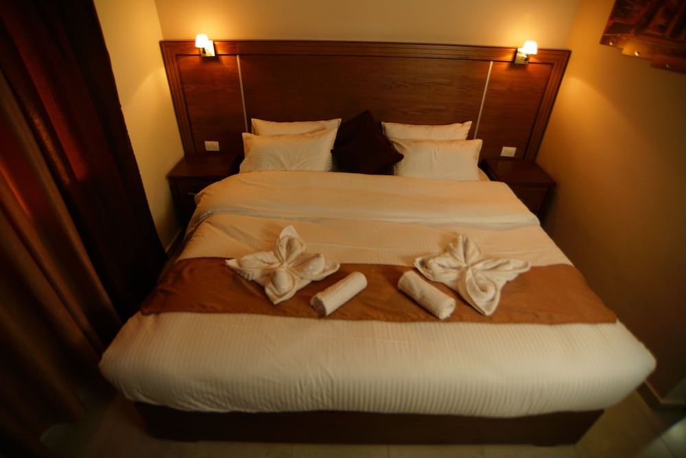 undefined Petra Aretas Hotel 2