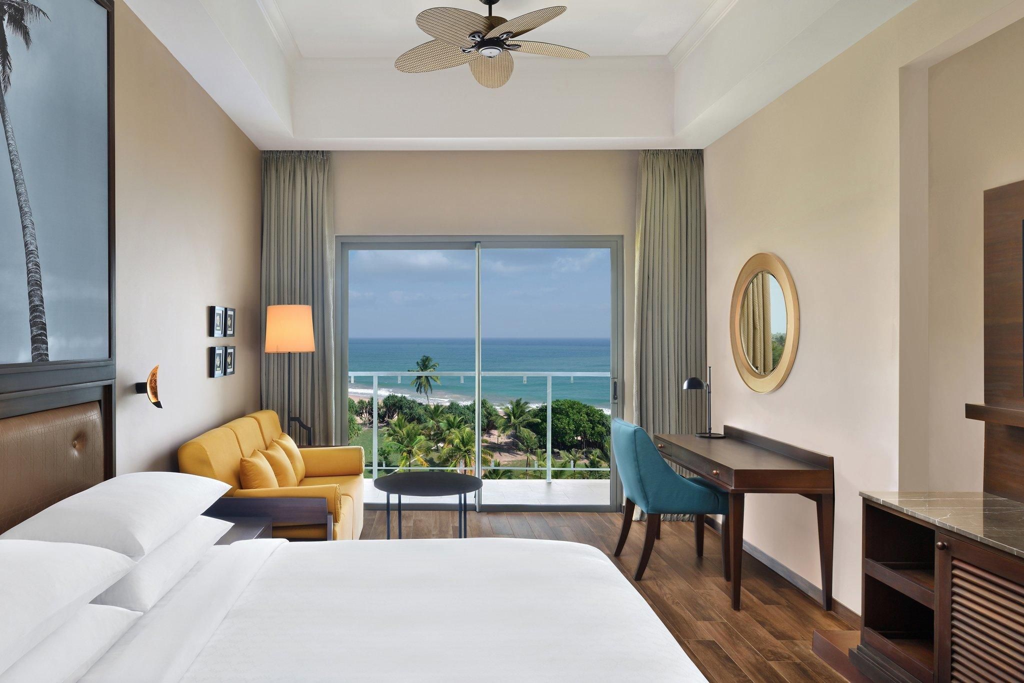Guest room, 1 King, Ocean view