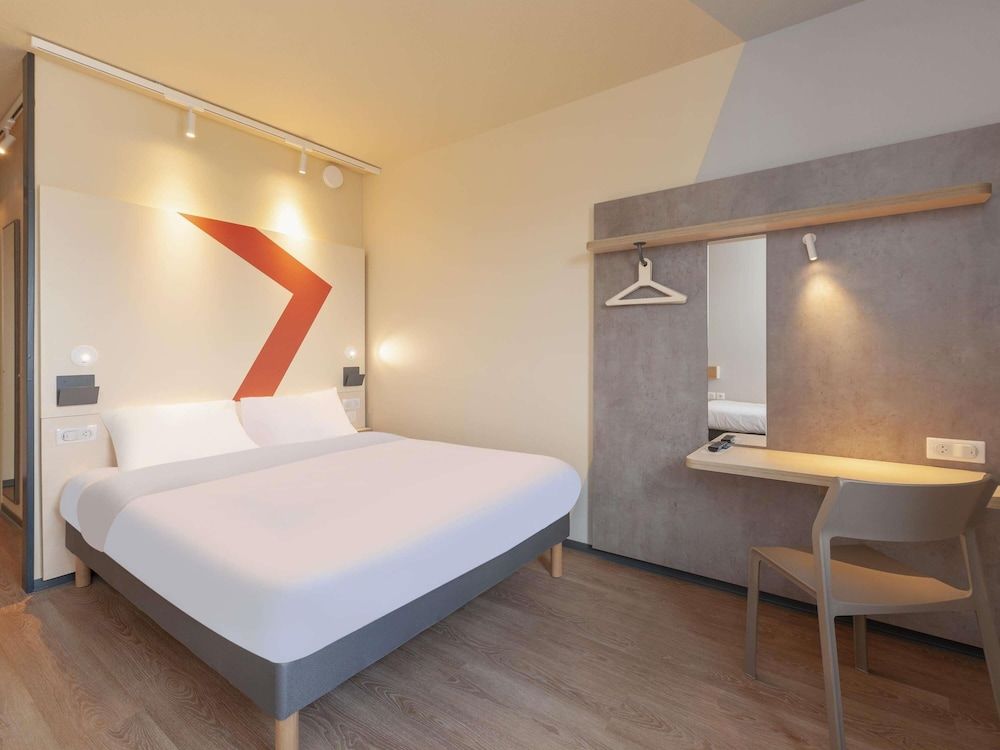 Standard Room, 1 Double Bed