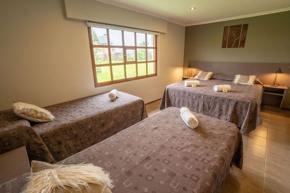 Fitz Roy Hosteria de Montaña Quadruple Room 2