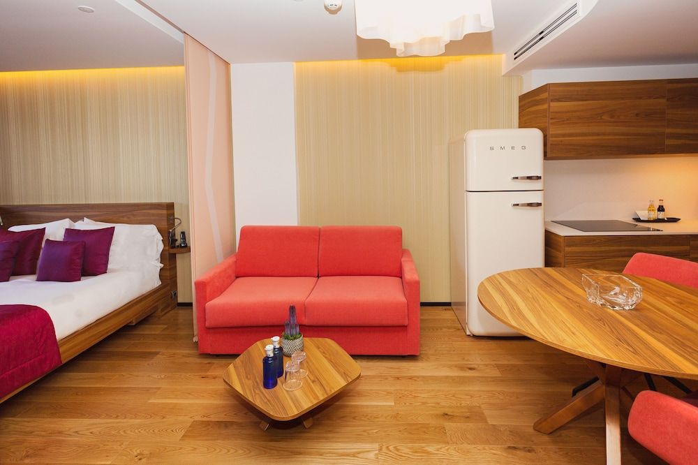 Bohemia Suites & Spa - Adults only Studio Suite (Triple) 11