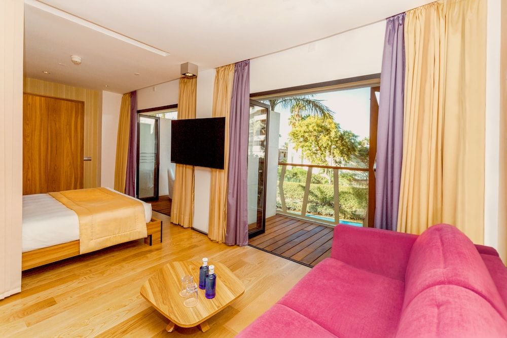 Bohemia Suites & Spa - Adults only Studio Suite (Triple) 14