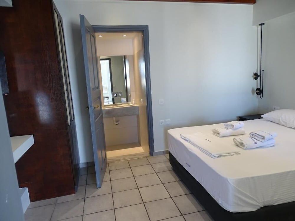 Neoklassiko Koukouli Junior Studio Suite 2