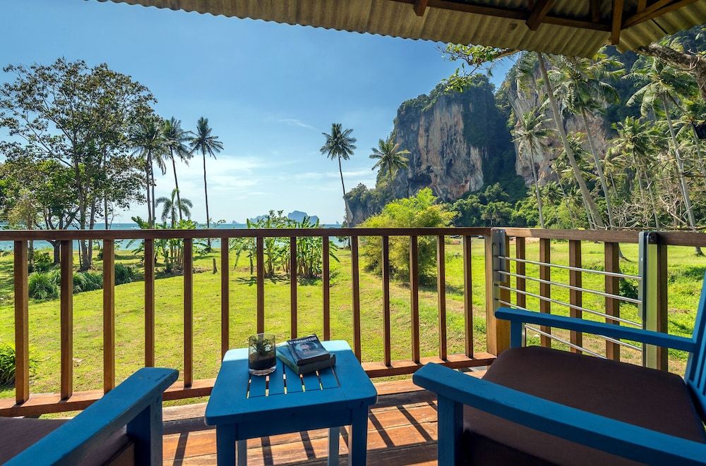 Tinidee Hideaway Tonsai Beach Krabi Sea View Villas King 4