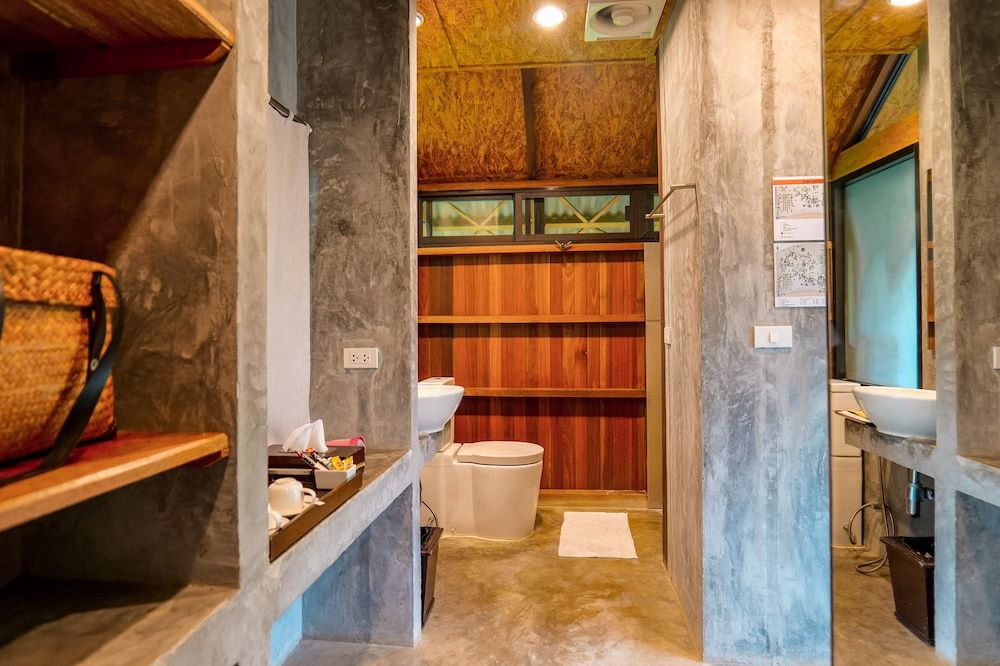 Tinidee Hideaway Tonsai Beach Krabi Balcony Villas King 8