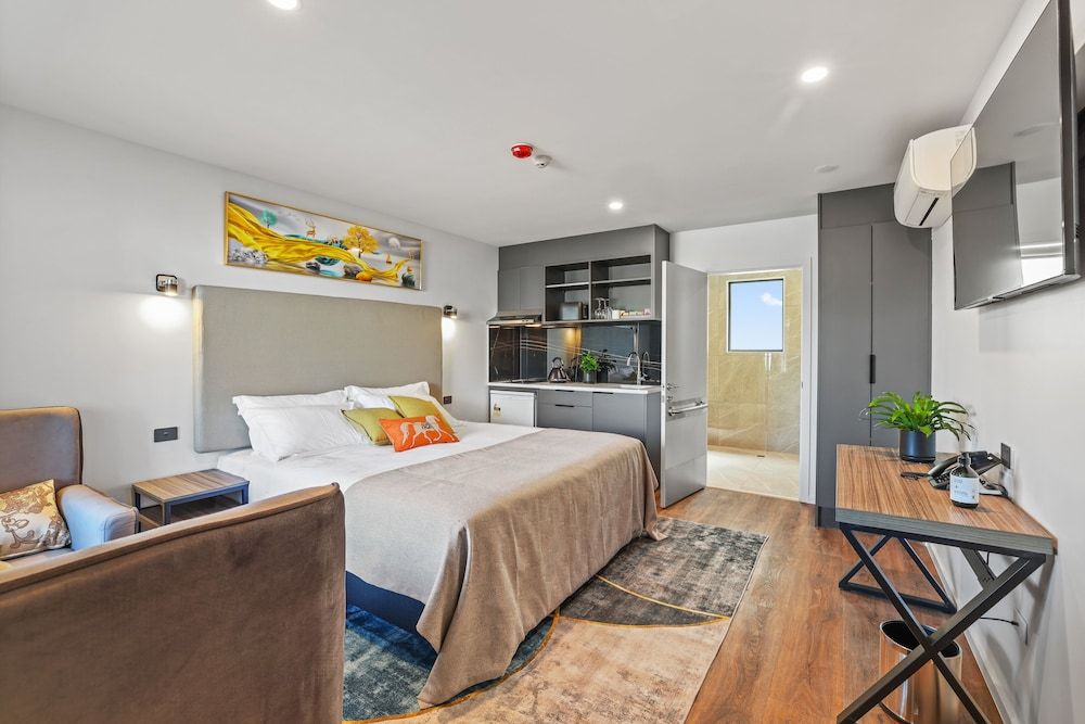 Deluxe Room, Accessible