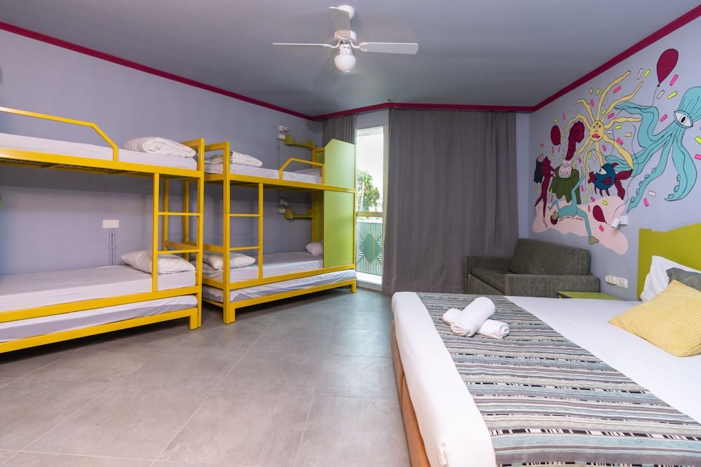 Abraham Eilat Family Plus 7