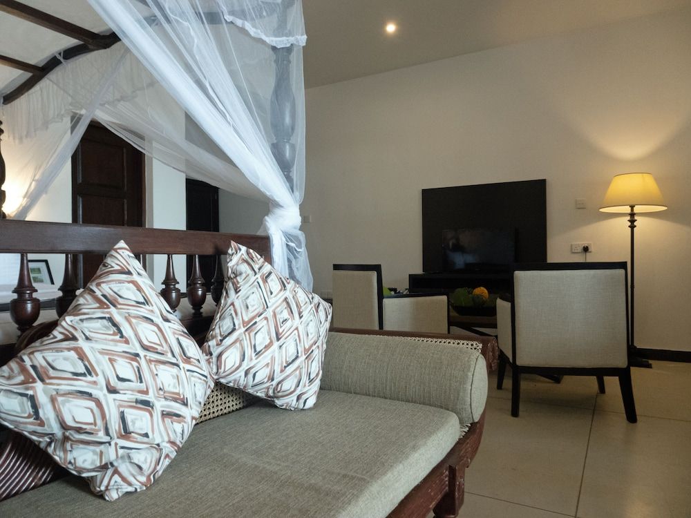 Suite Lanka Deluxe Double Room, 1 King Bed, Non Smoking 17
