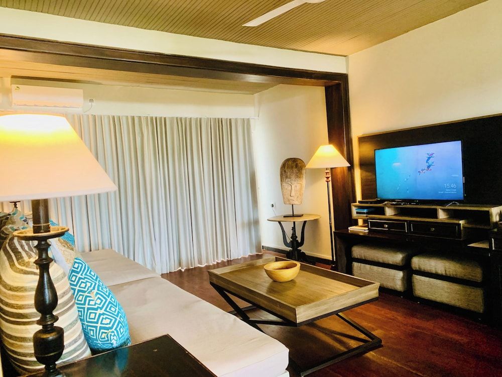 undefined Suite Lanka 2
