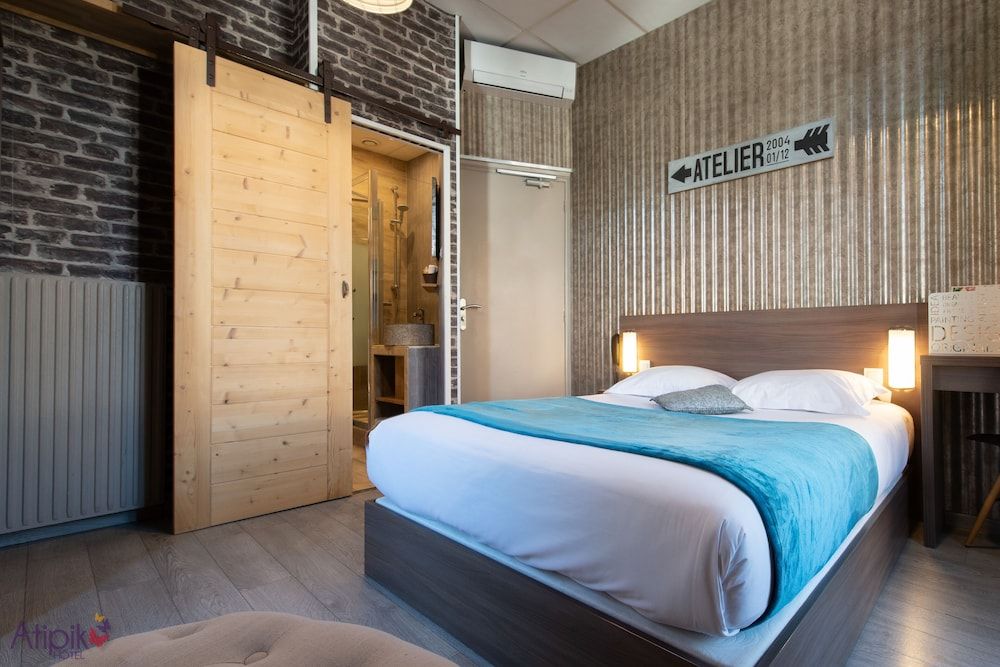 Standard Room, Balcony, City View