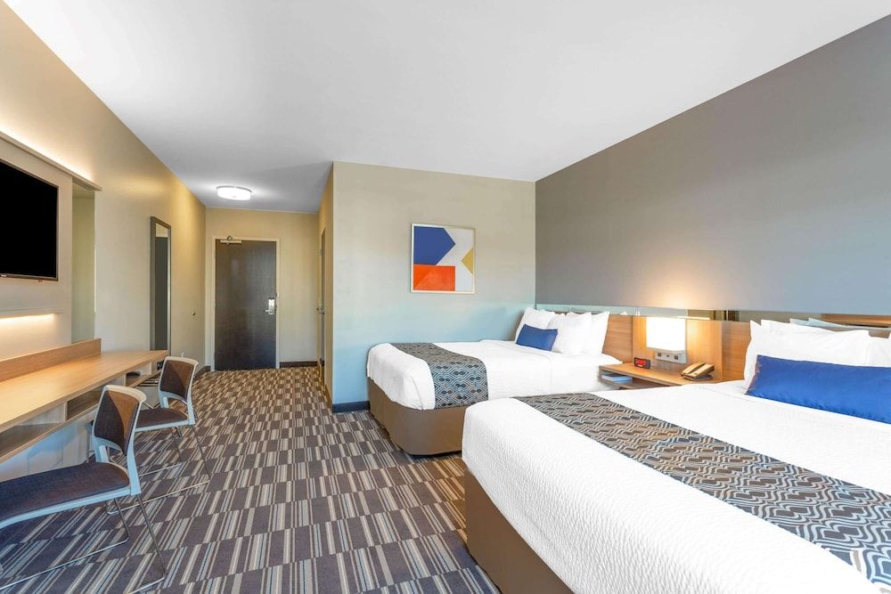 Room, 2 Queen Beds, Non Smoking