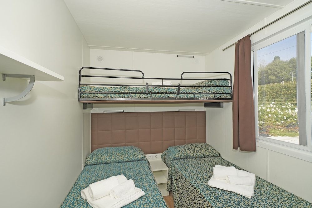 Mobile Home, 2 Bedrooms