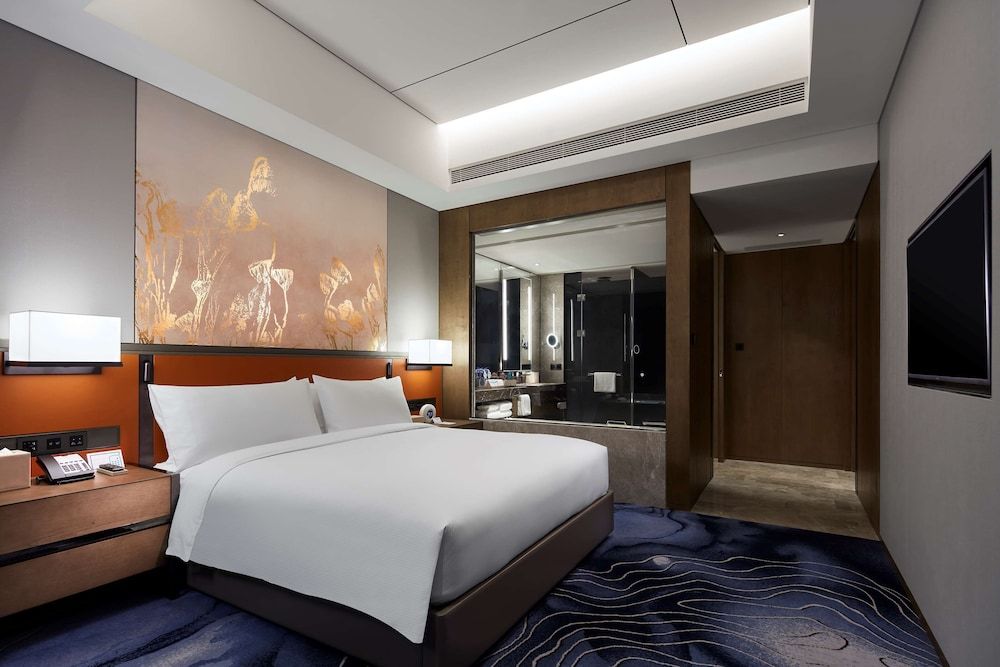 King Guest Room High Floor