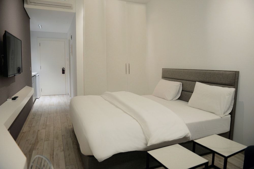 undefined 41 Twelve 10