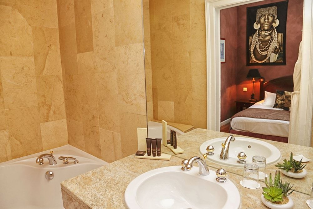 Hôtel d'Haussonville Double Room, 1 Bedroom, Non Smoking (Nairobi) 2