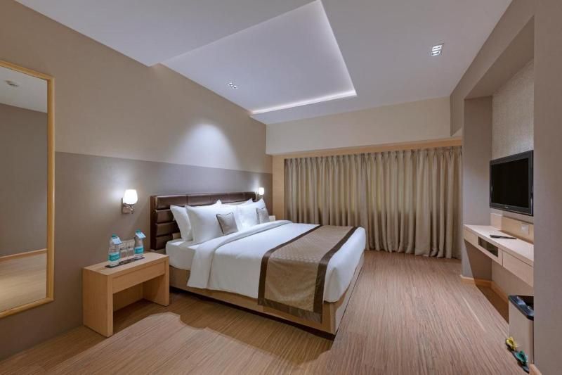 Fern Club Room Single