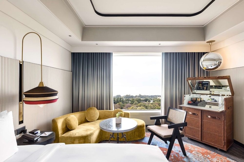 Premium Room, 1 King Bed