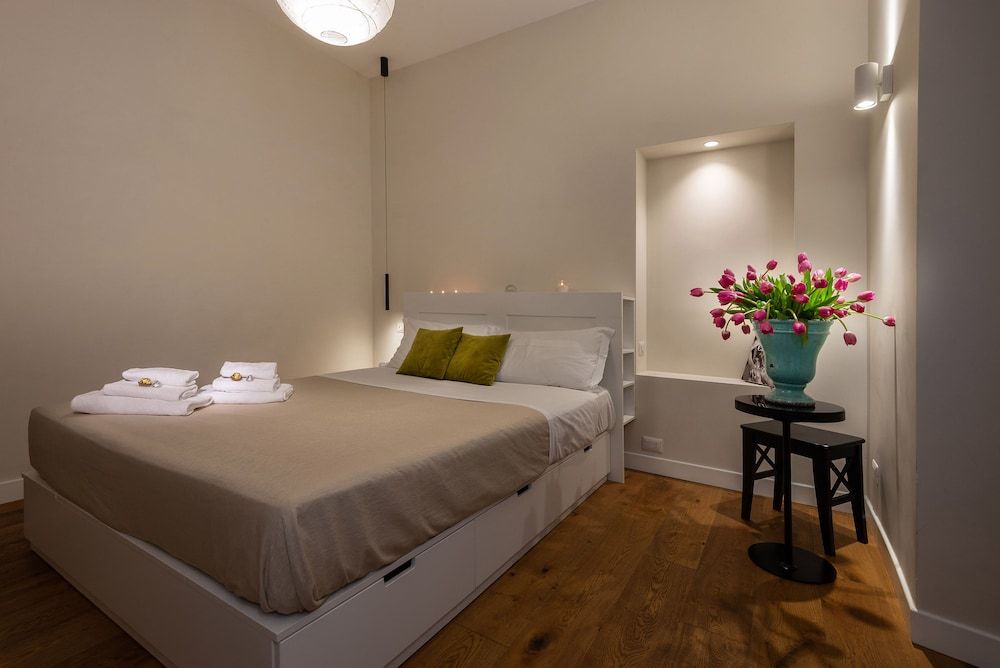 Tula Inn Standard Double Room 11