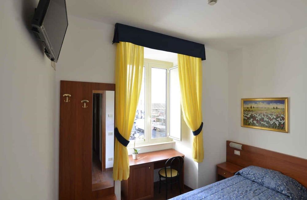 undefined Hotel Tex 2