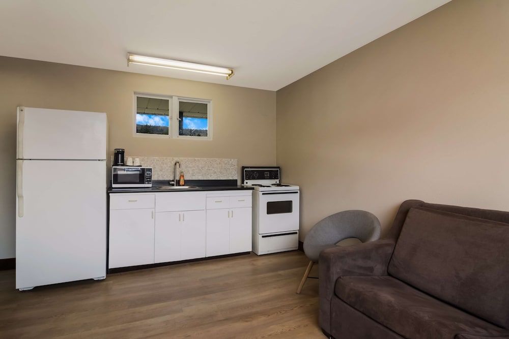 Kitchenette