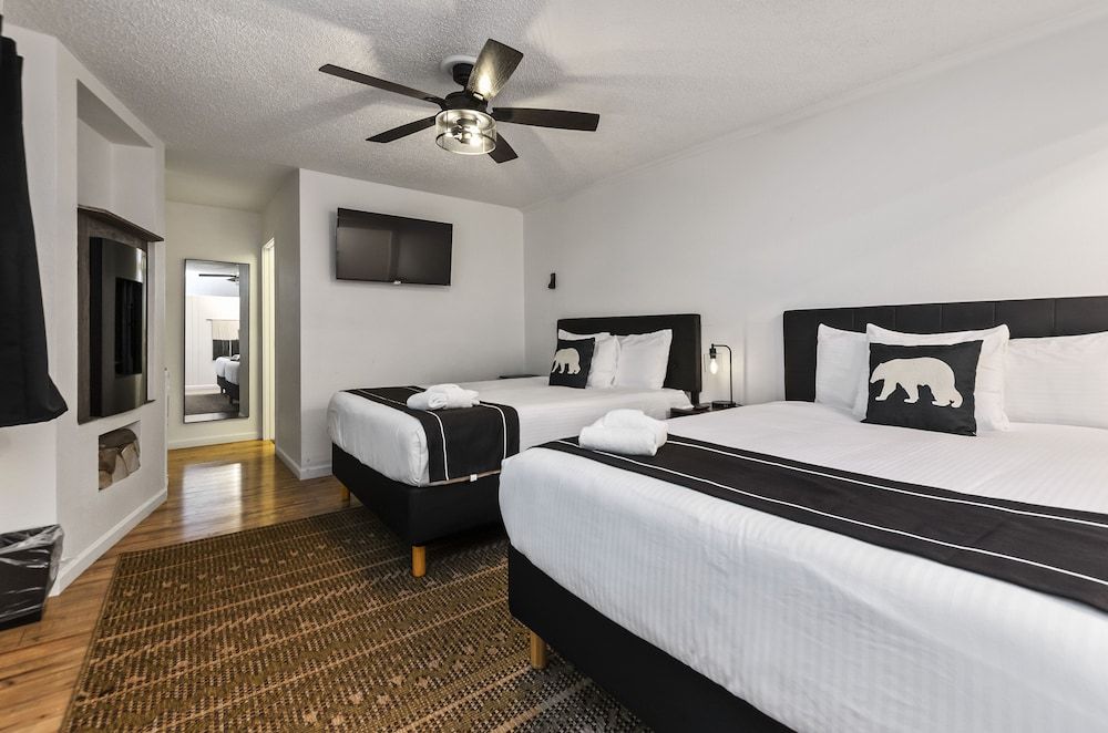 undefined The Jeffrey Hotel 4