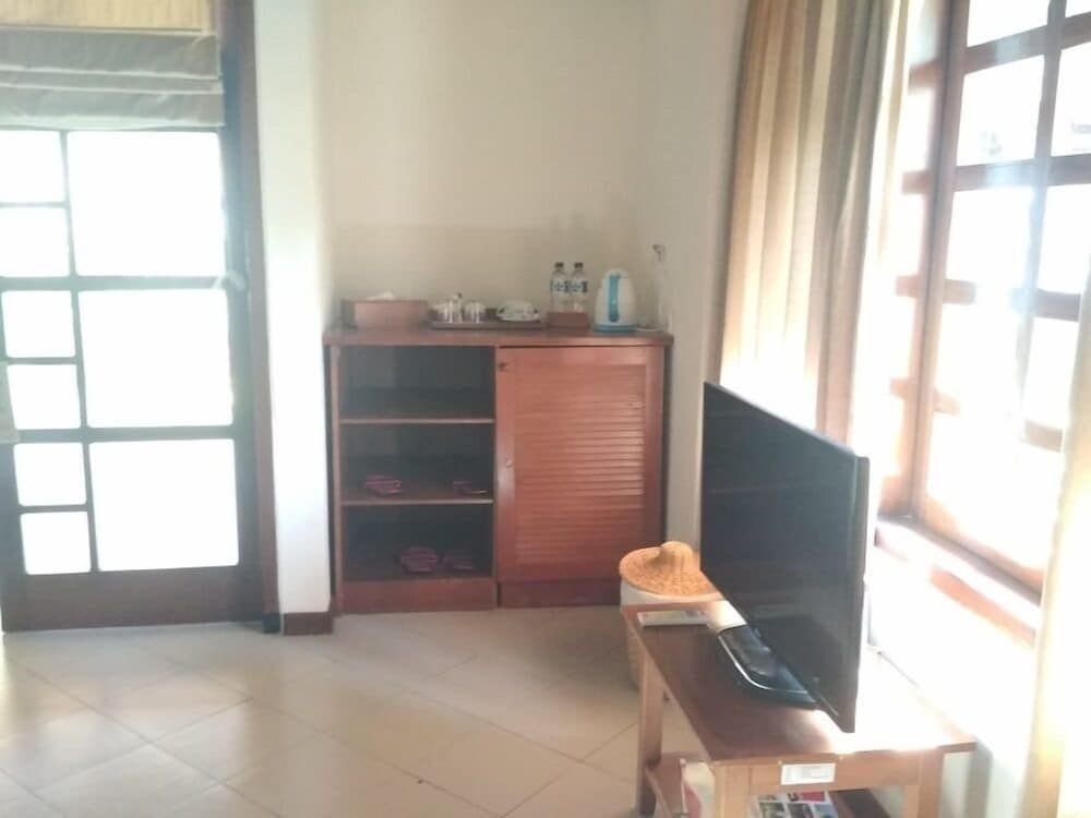 Tanjung Lesung Beach Hotel Cottage Zamrud 3