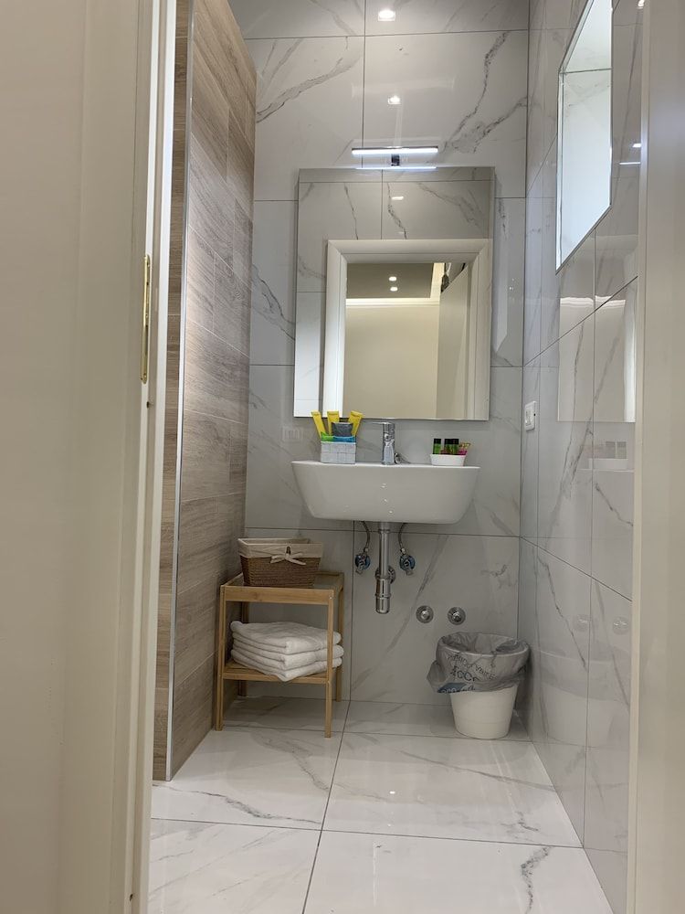 Di Palma Suite Museum Exclusive Triple Room, City View 10